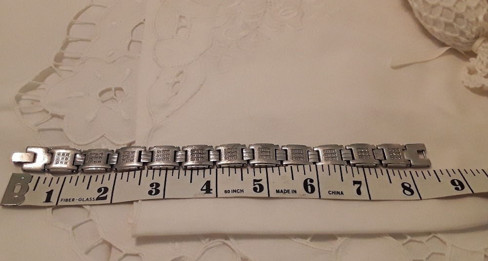 BRUSHED STAINLESS STEEL & DIAMOND BRACELET 8.5 " - Picture 3 of 8